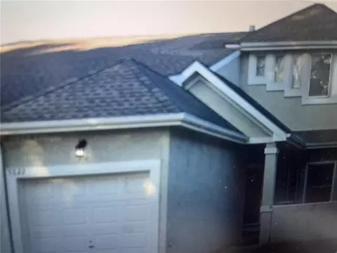 9622 NE Cherry Ct, Kansas City, MO 64155
