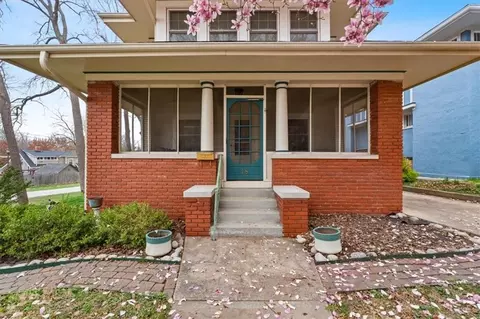 18 W 61st Ter, Kansas City, MO 64113