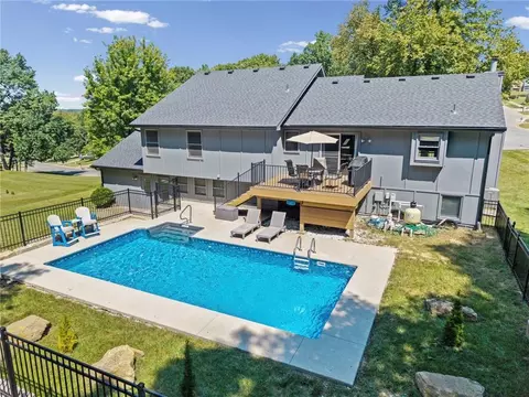Exterior - 4511 NW Apache Dr, Riverside, MO 64150 photo 14 of 15