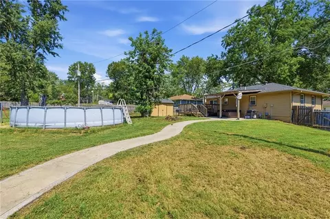 Exterior - 1304 Clark Ave, Independence, MO 64050 photo 6 of 8
