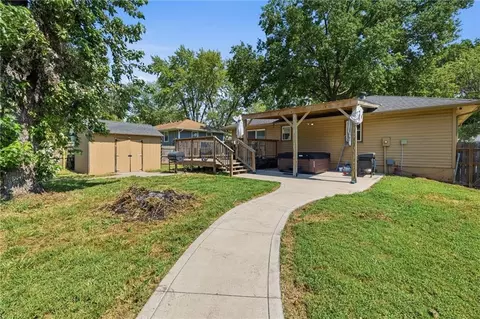 Exterior - 1304 Clark Ave, Independence, MO 64050 photo 4 of 8