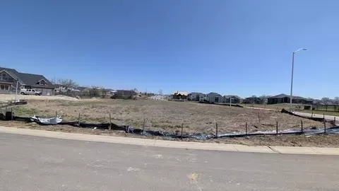 17209 Earnshaw St, Overland Park, KS 66221