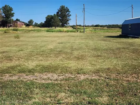 112 116 Mcclung St, West Mineral, KS 66782