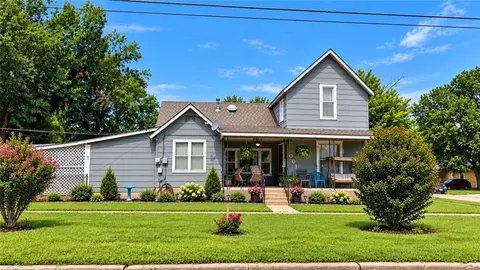 1001 Grant St, Neodesha, KS 66757