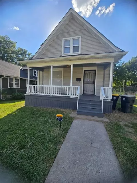2522 Norton Ave, Kansas City, MO 64130