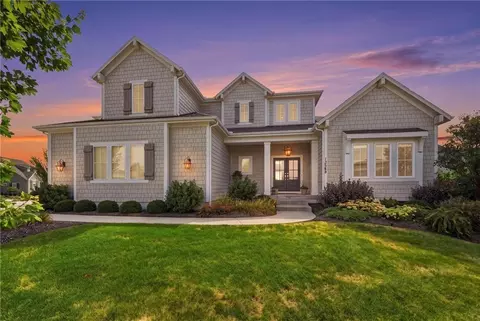 12209 W 157th Ter, Overland Park, KS 66221