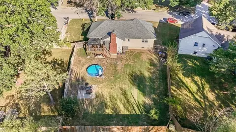 View/Area - 300 Johnston Dr, Raymore, MO 64083 photo 2 of 8