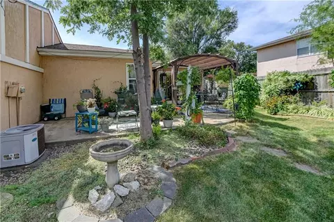 Exterior - 6206 Ash Ct, Raytown, MO 64133 photo 7 of 12