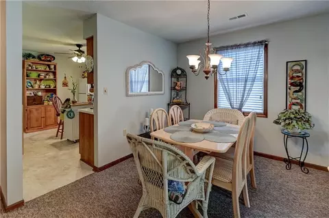 Dining - 6206 Ash Ct, Raytown, MO 64133 photo 3 of 3