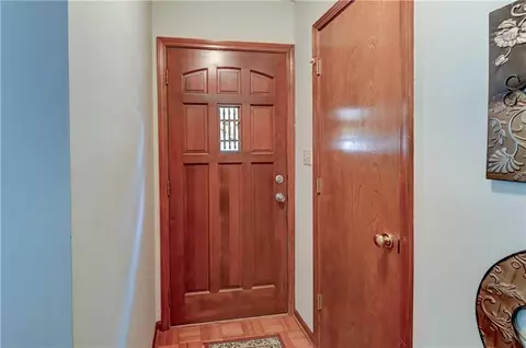 Entry Way - 6206 Ash Ct, Raytown, MO 64133 photo 1 of 4