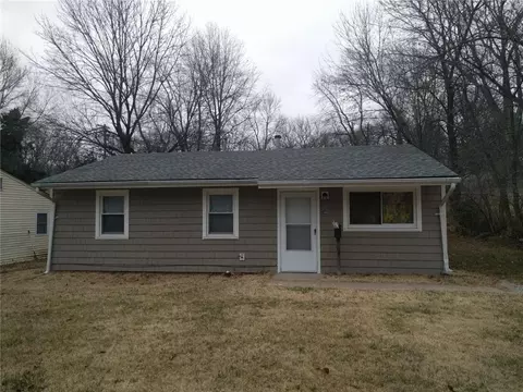 7800 E 51st St, Kansas City, MO 64129