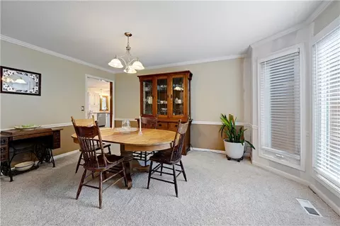 Dining - 1013 SE Greenridge Dr, Lees Summit, MO 64081 photo 3 of 3