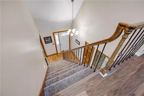 Entry Way - 1013 SE Greenridge Dr, Lees Summit, MO 64081 photo 2 of 3