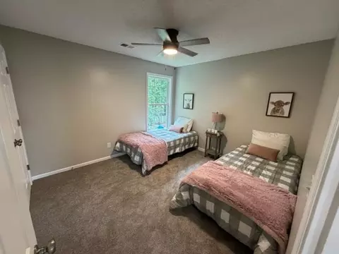Bedroom - 421 Stacey Dr, Lees Summit, MO 64082 photo 1 of 4