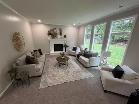 Living - 421 Stacey Dr, Lees Summit, MO 64082 photo 1 of 1