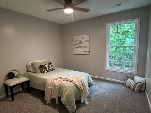 Bedroom - 421 Stacey Dr, Lees Summit, MO 64082 photo 2 of 4