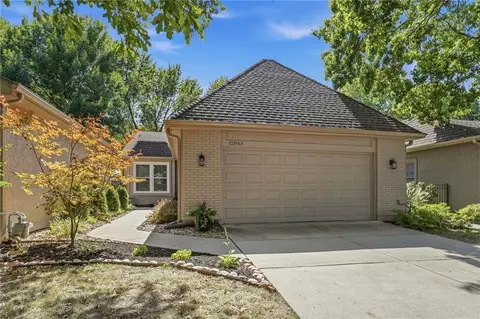12843 Cambridge Rd, Leawood, KS 66209