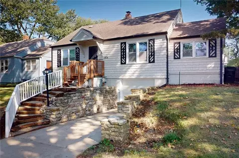 1204 Olive St, Leavenworth, KS 66048