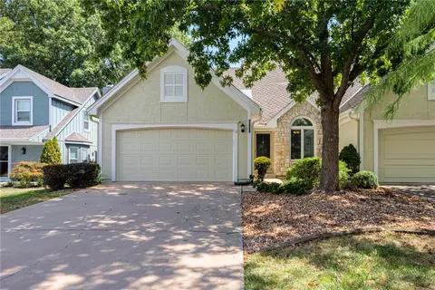 12107 Slater St, Overland Park, KS 66213