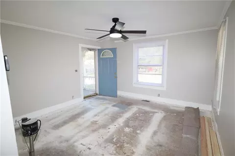 Living - 802 Locust St, Eudora, KS 66025 photo 1 of 2