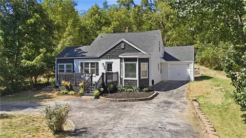 5342 Foster St, Overland Park, KS 66202