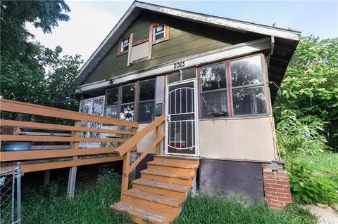 2023 Brighton Ave, Kansas City, MO 64127