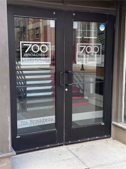700 Broadway Blvd #401, Kansas City, MO 64105