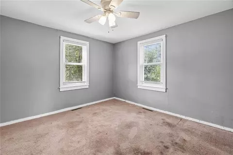 Bedroom - 9612 E 31st St, Independence, MO 64052 photo 1 of 6