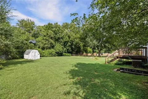 Exterior - 9612 E 31st St, Independence, MO 64052 photo 2 of 7