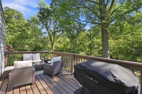 Exterior - 9611 E 80th Ter, Raytown, MO 64138 photo 2 of 10