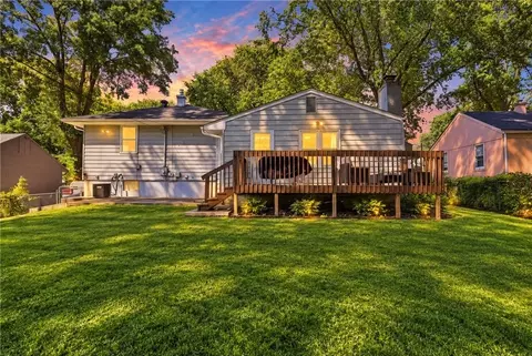 Exterior - 9611 E 80th Ter, Raytown, MO 64138 photo 10 of 10