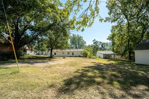Exterior - 309 Elm St, Overbrook, KS 66524 photo 5 of 10