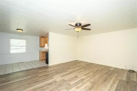 Living - 309 Elm St, Overbrook, KS 66524 photo 1 of 5
