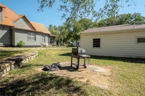 Exterior - 309 Elm St, Overbrook, KS 66524 photo 10 of 10
