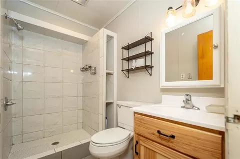 Bath - 309 Elm St, Overbrook, KS 66524 photo 1 of 1