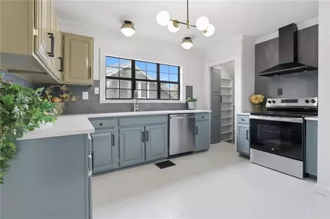 Kitchen - 10107 E 11th St, Independence, MO 64053 photo 1 of 2