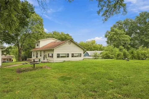 Exterior - 11411 E Norledge St, Sugar Creek, MO 64054 photo 7 of 7