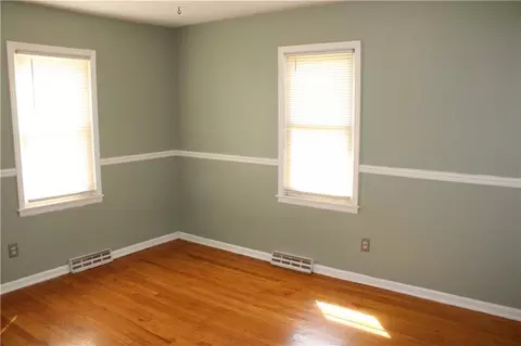 Bedroom - 16623 E 42nd Ter, Independence, MO 64055 photo 4 of 5