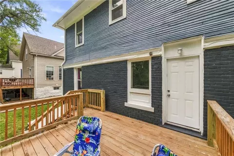 Exterior - 1432 W Walnut St, Independence, MO 64050 photo 13 of 13