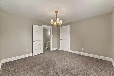 Bedroom - 1432 W Walnut St, Independence, MO 64050 photo 4 of 8