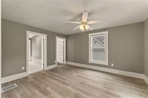 Bedroom - 1432 W Walnut St, Independence, MO 64050 photo 1 of 8