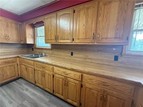 Kitchen - 315 E Washington St, Pittsburg, KS 66762 photo 2 of 2