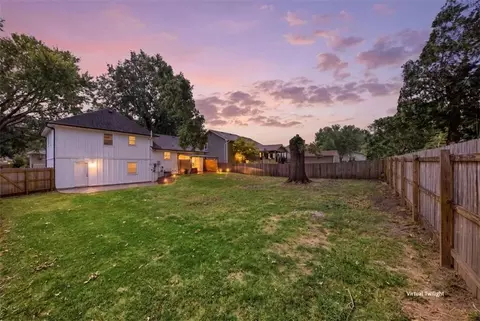 Exterior - 508 Mark Ln, Belton, MO 64012 photo 7 of 7