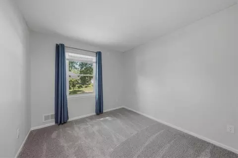 Bedroom - 508 Mark Ln, Belton, MO 64012 photo 1 of 6