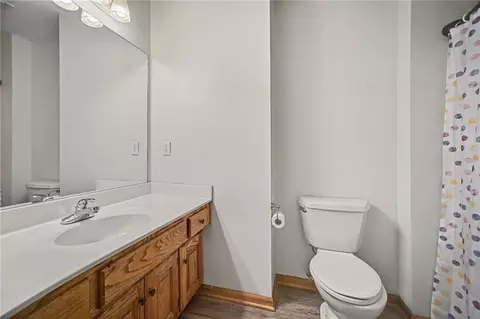 Bath - 1108 E 18th St, Kearney, MO 64060 photo 3 of 4