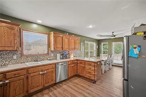 Kitchen - 1108 E 18th St, Kearney, MO 64060 photo 3 of 3