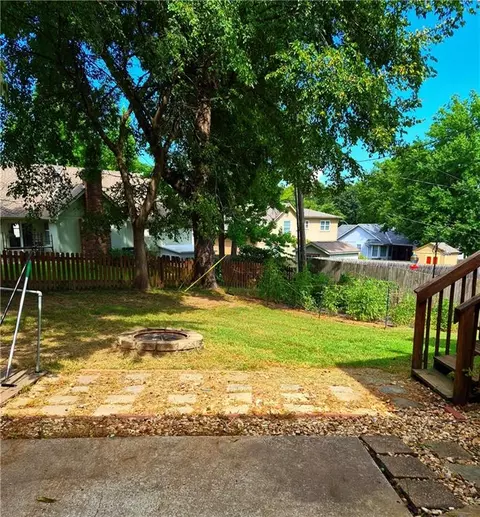 Exterior - 18500 E 27th St, Independence, MO 64057 photo 5 of 14