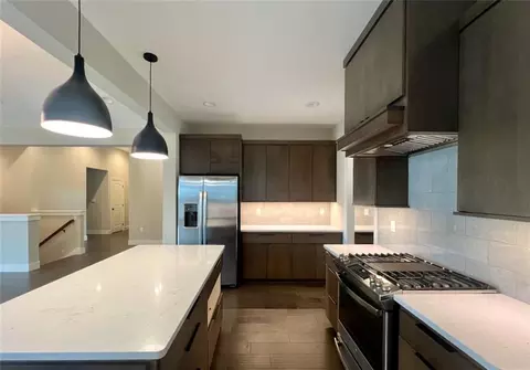 Kitchen - 406 Stoneridge Dr, Lawrence, KS 66049 photo 2 of 4