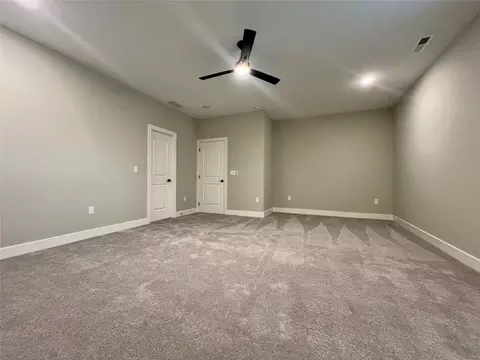 Bedroom - 406 Stoneridge Dr, Lawrence, KS 66049 photo 4 of 5