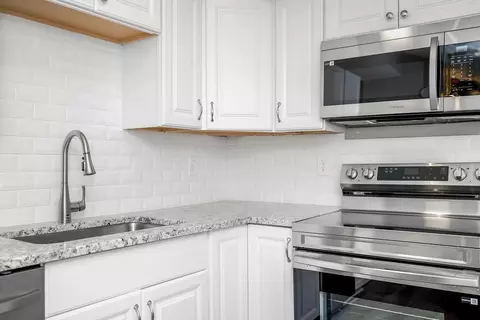 Kitchen - 10522 E 6th St, Independence, MO 64053 photo 3 of 4